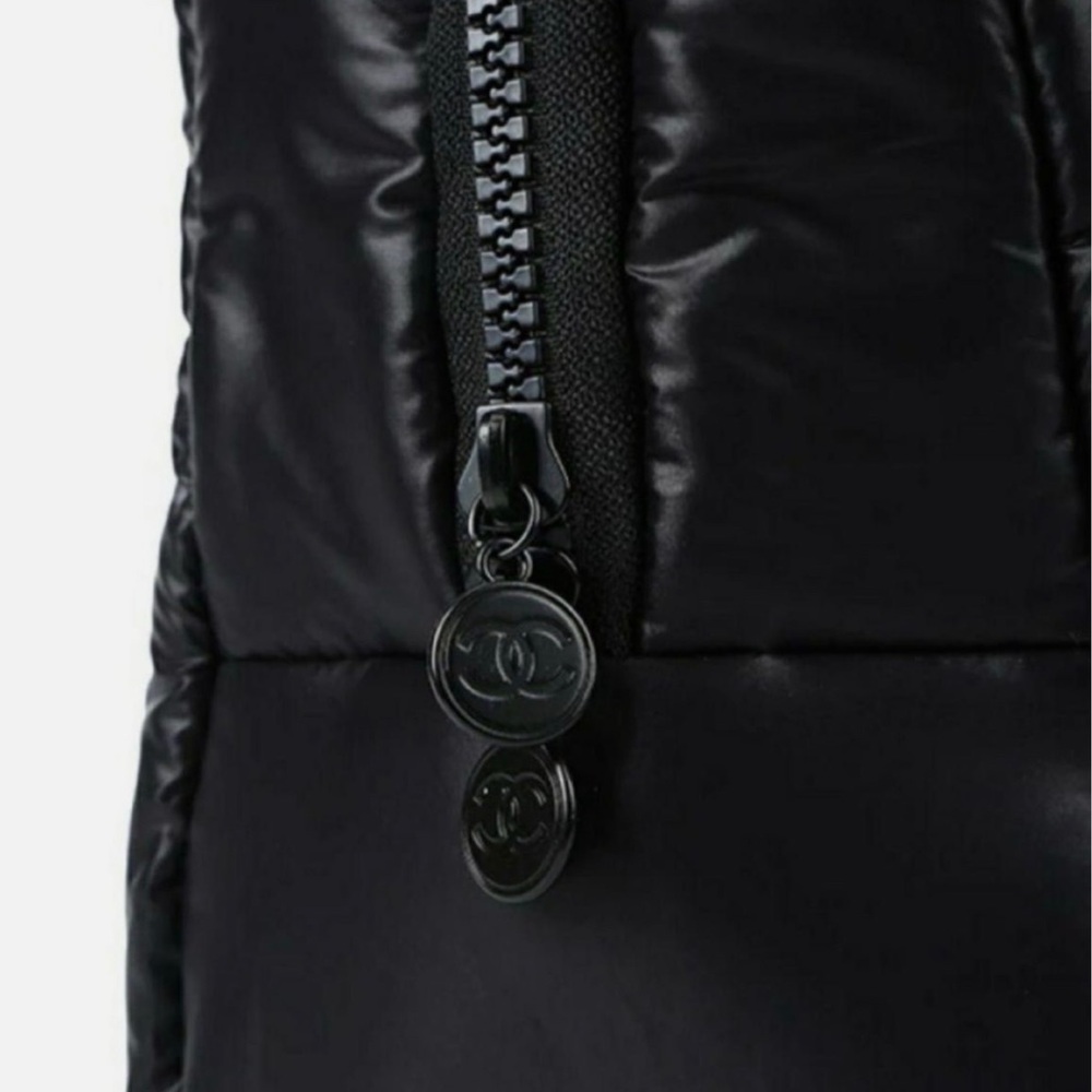 CHANEL Black New beauty Puffy Top Handles Beauty Makeup Cosmetic Bag/ vip gift - Picture 2 of 5